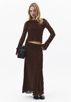 Bayan Kahverengi Dantelli Bot Yaka Tişört