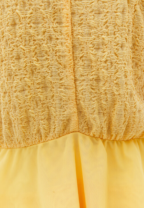 Kruvaze Bluz ve Asimetrik Etek Kombini