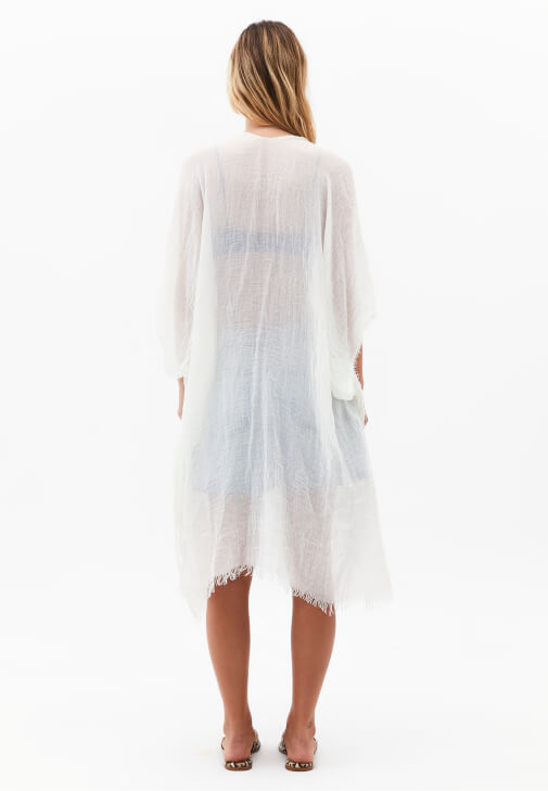 Kimono ve Denim Şort Kombini
