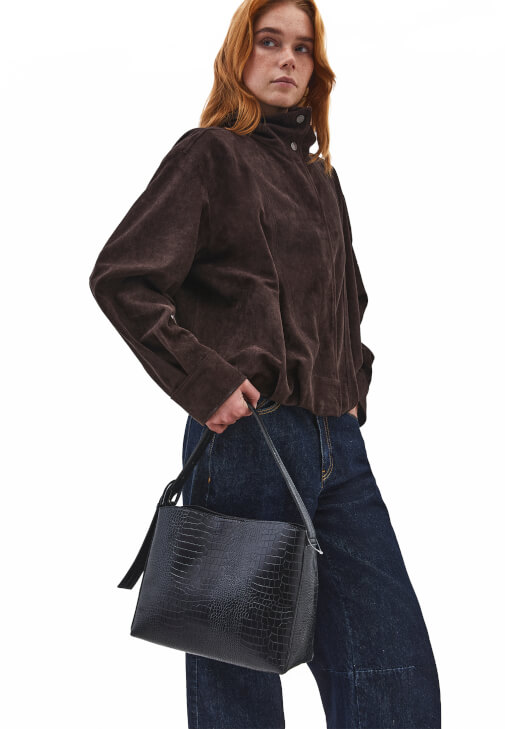 Siyah Askılı Omuz Çantası