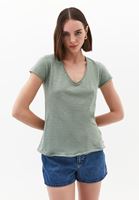 Bayan Yeşil Pamuklu V Yaka Tişört
