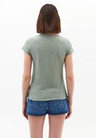 Bayan Yeşil Pamuklu V Yaka Tişört