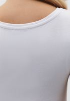 Bayan Beyaz Bot Yaka Tişört