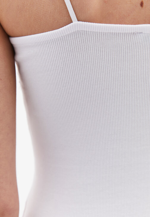 Dantel Detaylı Atlet ve Straight-Fit Pantolon Kombini