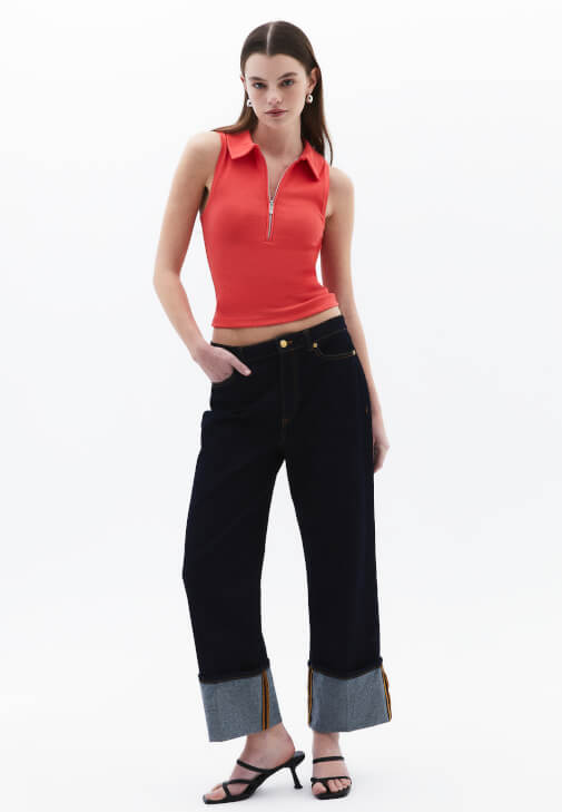 Fermuarlı Atlet ve Straight-Fit Pantolon Kombini