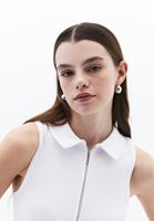 Bayan Beyaz Polo Yaka Fermuarlı Atlet