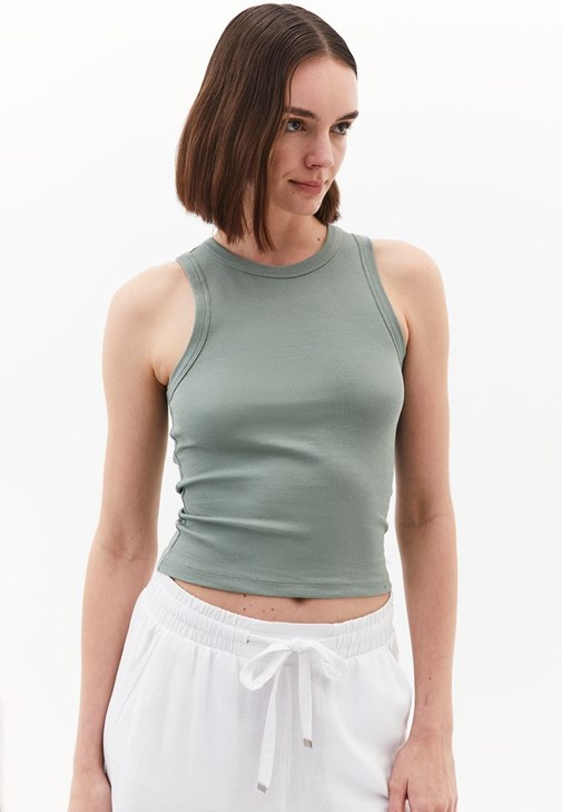 Halter Yaka Atlet ve Keten Pantolon Kombini