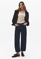 Bayan Bej Kare Yaka Atlet