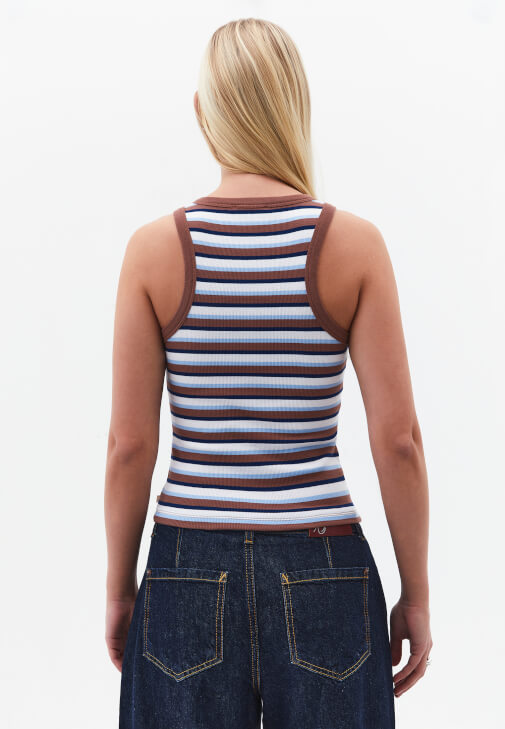 Çizgili Atlet ve Pantolon Kombini