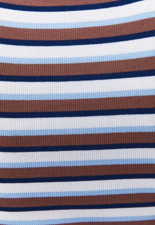 Çizgili Atlet ve Pantolon Kombini