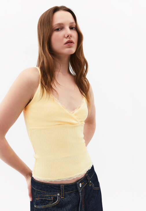 Sarı Dantel Detaylı Atlet