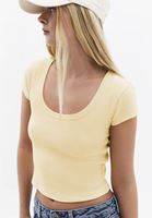 Bayan Sarı Pamuklu U Yaka Tişört