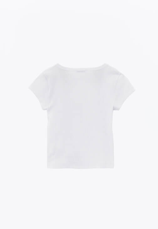 U Yaka Tişört ve Denim Pantolon Kombini