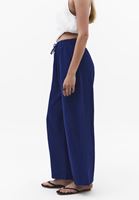 Bayan Mavi Keten Karışımlı Barrel-Fit Pantolon