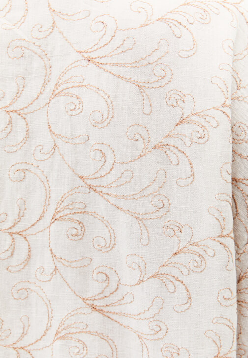 Keten Nakışlı Gömlek ve Keten Pantolon Kombini