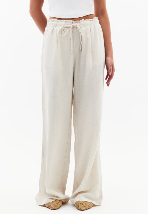 Keten Bol Paça Pantolon ve Ajurlu Kazak Kombini