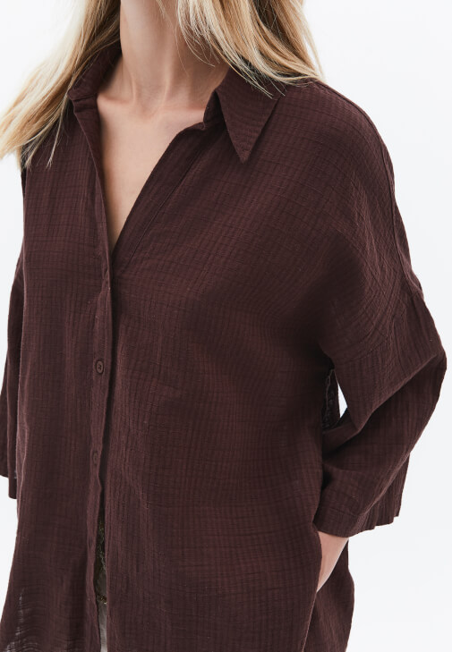 Keten Gömlek ve Carrot-Fit Pantolon Kombini