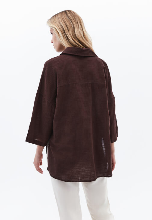 Keten Gömlek ve Carrot-Fit Pantolon Kombini