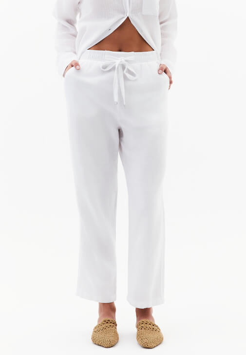 Keten Pantolon ve Keten Gömlek Kombini