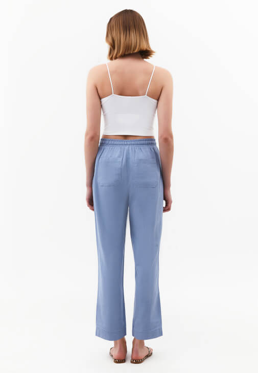 Keten Pantolon ve Crop Atlet Kombini