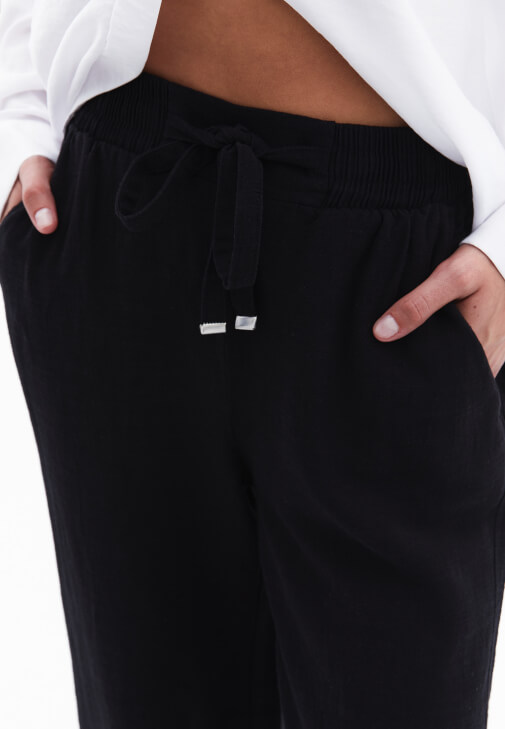 Keten Pantolon ve Tencel Gömlek Kombini