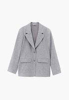 Keten Blazer Ceket ve Bermuda Şort Kombini