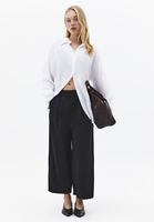 Bayan Beyaz Keten Düğmeli Gömlek