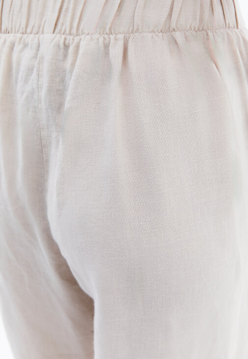 Keten Bol Paça Pantolon ve U Yaka Atlet Kombini