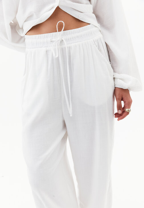 Baggy-Fit Pantolon ve Triko Kombini