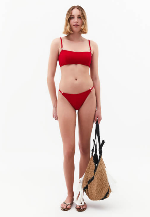 Bikini Üstü ve Bikini Altı Kombini