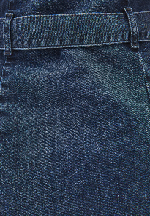 Denim Mini Elbise ve Topuklu Terlik Kombini