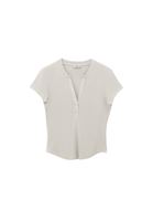 Düğme Detaylı Tişört ve Şort Kombini