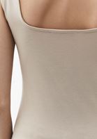 Bayan Bej Modal Kare Yaka Atlet