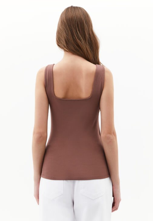 Kalın Askılı Atlet ve Pantolon Kombini