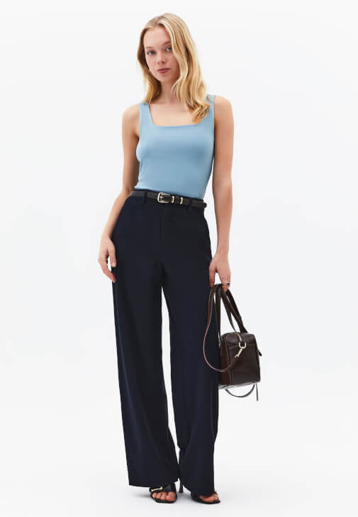 Modal Atlet ve Pantolon Kombini