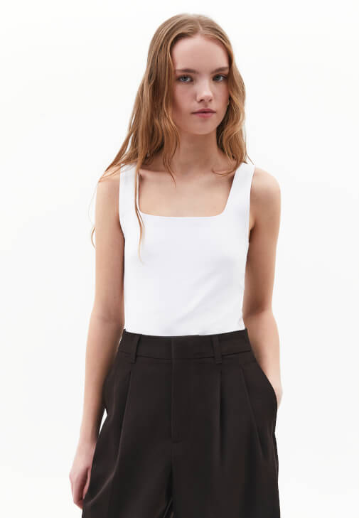 Beyaz Modal Kare Yaka Atlet