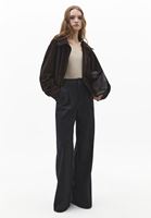 Bayan Bej Modal Kare Yaka Tişört