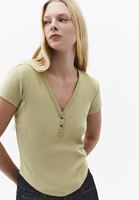 Bayan Yeşil Modal V Yaka Tişört