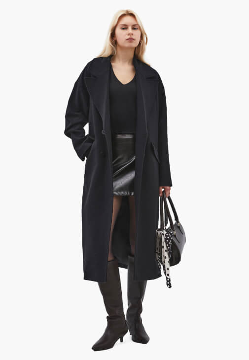 Modal Tişört ve Vegan Deri Etek Kombini