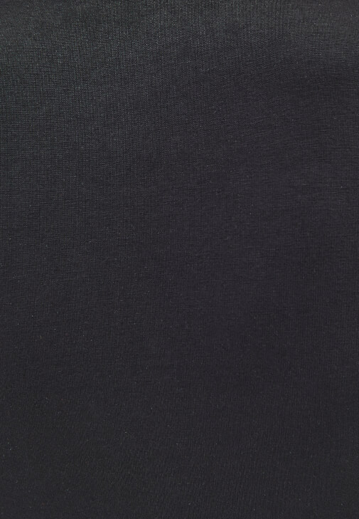 Modal Tişört ve Vegan Deri Etek Kombini