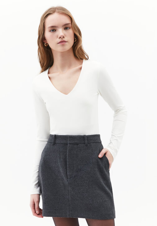 Krem Modal V Yaka Tişört