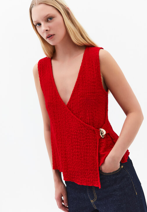 Kırmızı Modal Aksesuar Detaylı Bluz