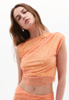 Bayan Çok Renkli Asimetrik Kol Detaylı Crop Tişört