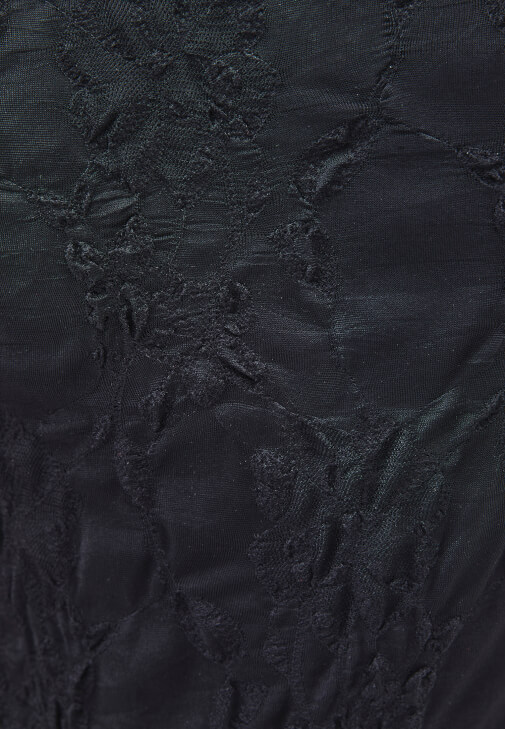 Dantelli Elbise ve Topuklu Ayakkabı Kombini