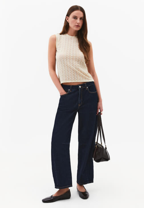  Jakarlı Atlet ve Denim Kombini