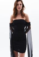 Bayan Siyah Kol Detaylı Büzgülü Elbise