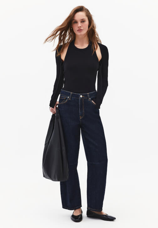 İkili Bluz ve Denim Pantolon Kombini