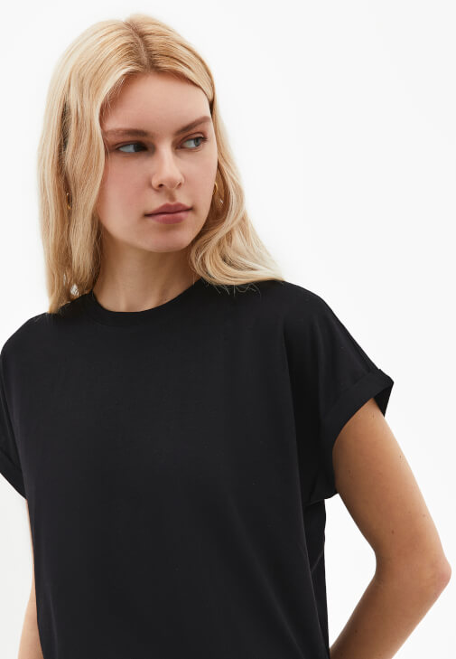 Modal Tişört ve Pantolon Kombini