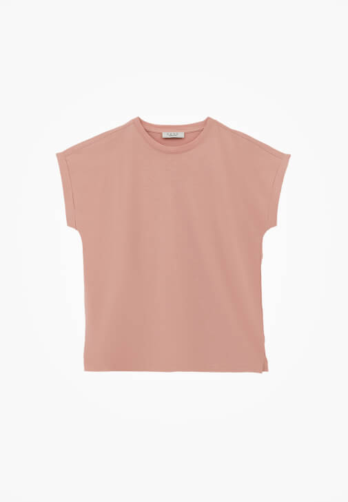 Modal Tişört ve Düşük Bel Pantolon Kombini