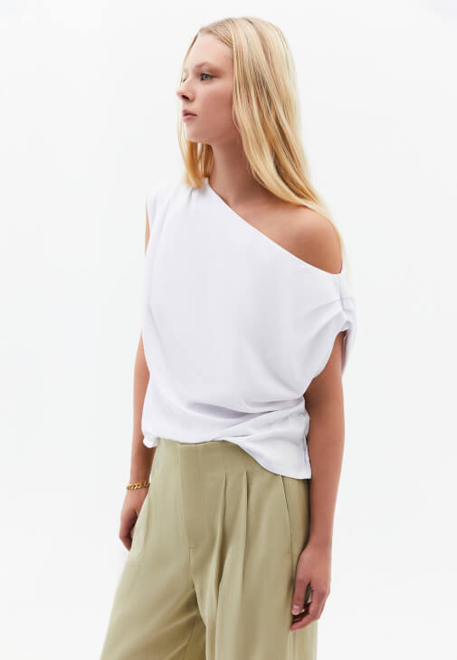 Beyaz Modal Asimetrik Tişört